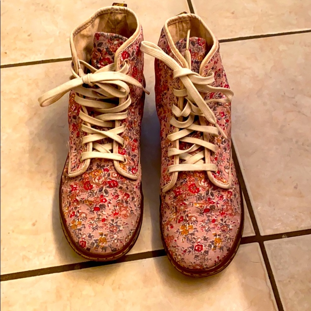 Doc Martens Canvas Pink Floral W Size 8 (39) (6UK)